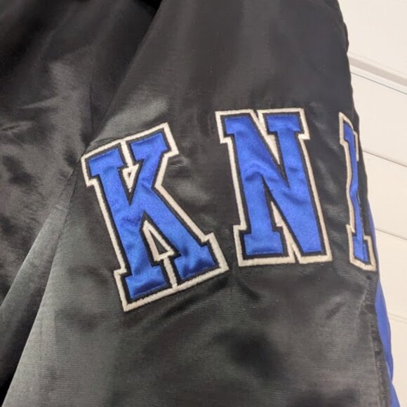 Mitchell & Ness Hardwood Classics New York Knicks Reversible Jacket – Black/Blue - Picture 7 of 16